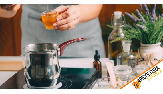 Colazione con il Miele: Dolcezza per Iniziare la Giornata